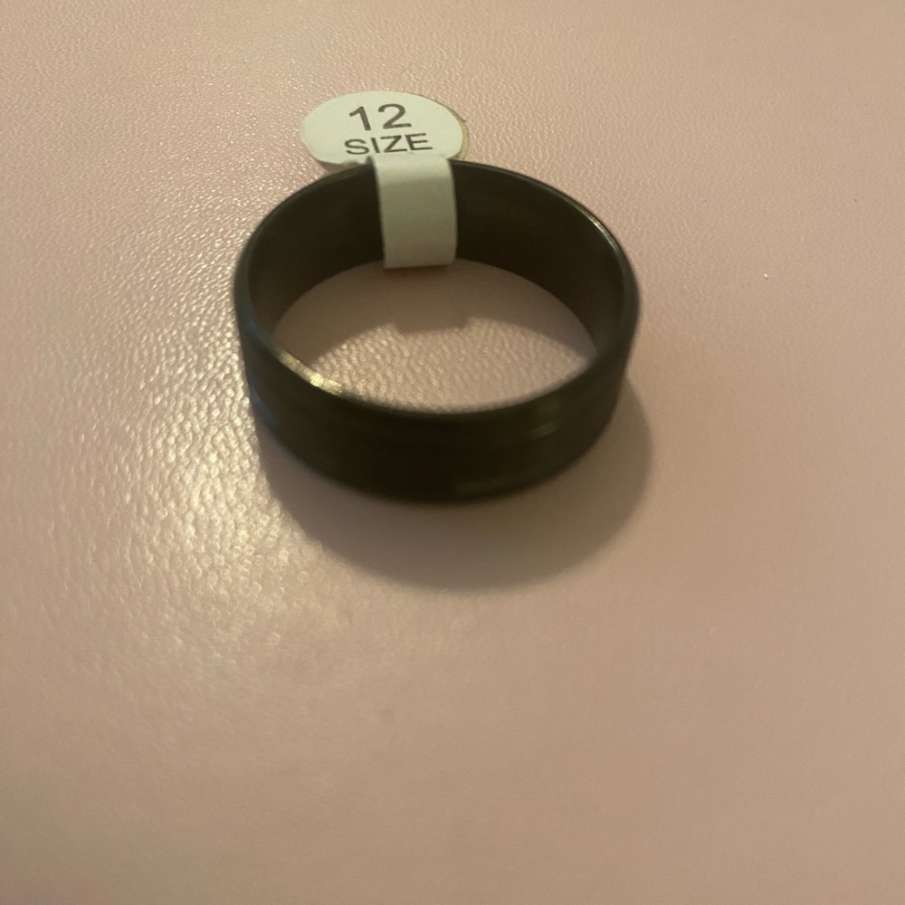 Tungsten. Carbide. Black. Men's Band Ring. Size 12. NWT.